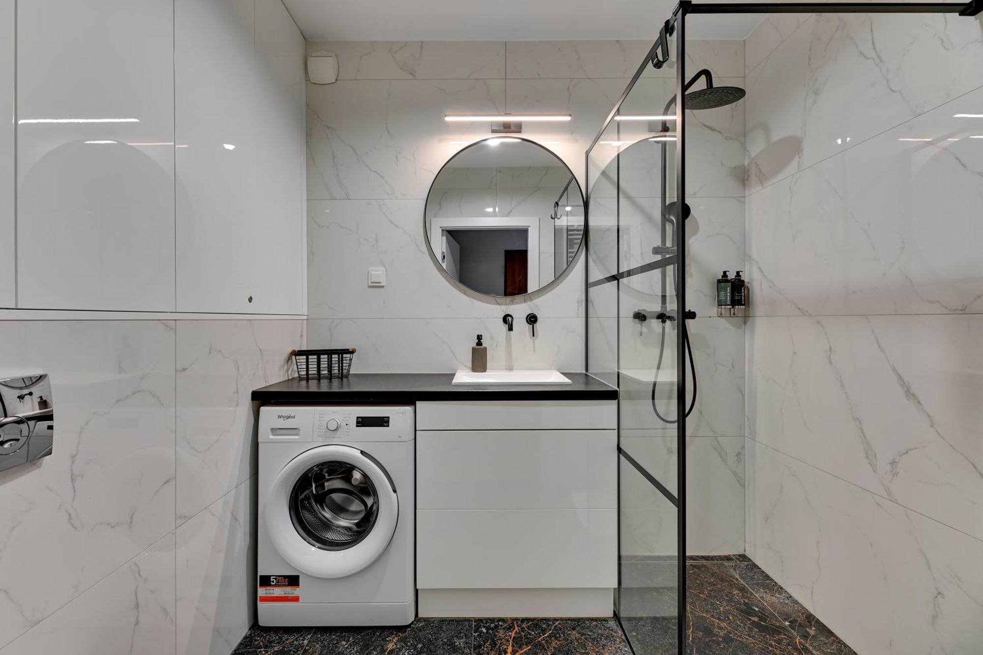 Angielska Grobla - City Center, Marina & Parking By Downtown Apartments Gdansk Room photo